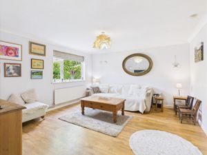 Living room - click for photo gallery